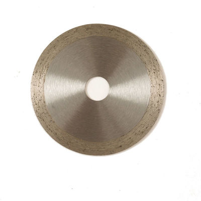 4,3 inch 110 × 1,2 / 1,8 × 10 × 20 mm Lưỡi kim cương vành liên tục ép lạnh cho gốm, đá cẩm thạch với tuổi thọ cắt dài